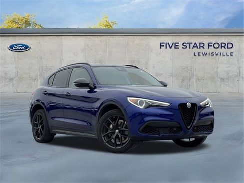 Used 2021 Alfa Romeo Stelvio Sprint w/ Nero Edizione image 2