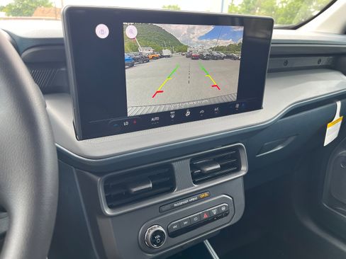 New 2026 Ford Maverick XL AWD/4WD image 15