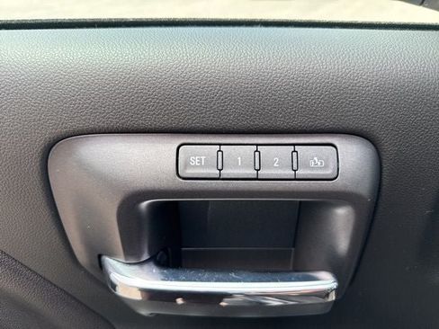Used 2018 GMC Sierra 1500 SLT AWD/4WD image 24