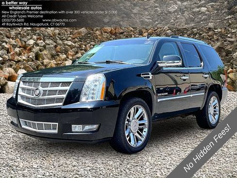Used 2011 Cadillac Escalade Platinum AWD/4WD image 1