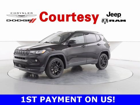 Certified 2022 Jeep Compass Altitude w/ Convenience Group image 9