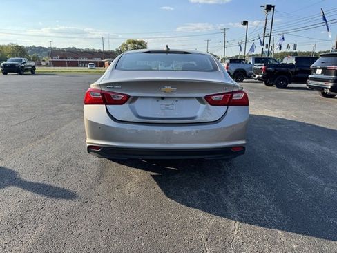 Used 2025 Chevrolet Malibu LT image 36