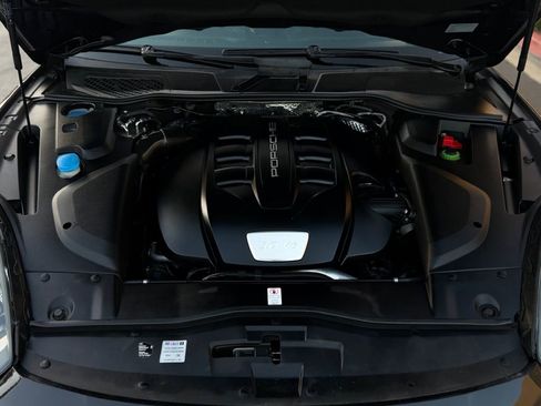 Used 2015 Porsche Cayenne Diesel image 40