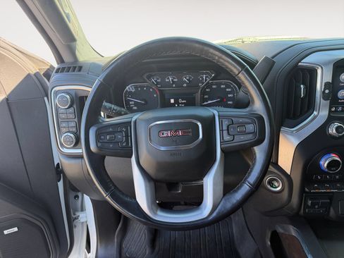 Used 2022 GMC Sierra 1500 SLT w/ SLT Premium Plus Package AWD/4WD image 12