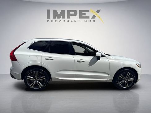 Used 2019 Volvo XC60 T6 Momentum w/ Premium Package AWD/4WD image 6