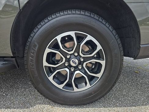 Used 2024 Ford Expedition Max XLT RWD image 29