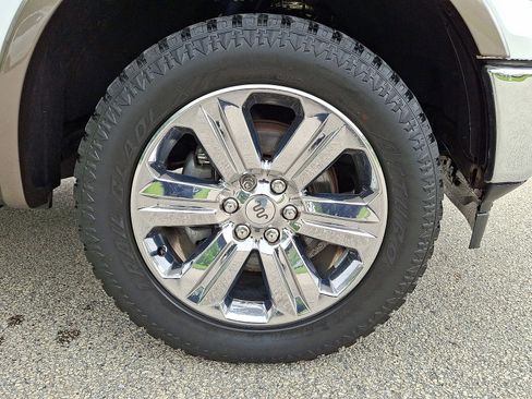 Used 2019 Ford F150 King Ranch w/ Equipment Group 601A Luxury AWD/4WD image 27
