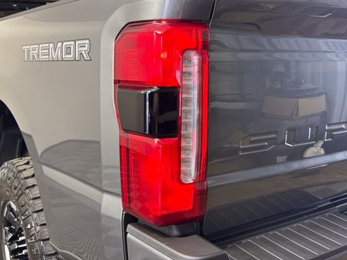 New 2026 Ford F250 Lariat w/ Tremor Off-Road Package AWD/4WD image 8