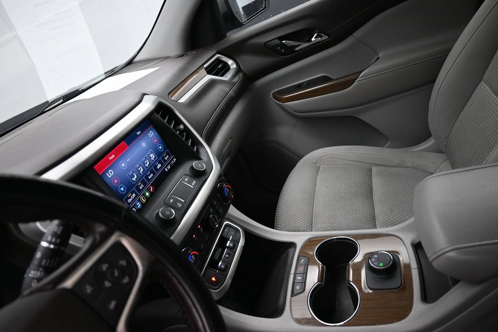 Used 2020 GMC Acadia SLE AWD/4WD image 18