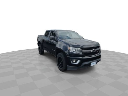 Used 2016 Chevrolet Colorado Z71 RWD image 2