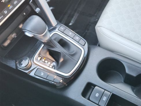 Certified 2023 Kia Seltos SX w/ SX Sunroof Package image 19