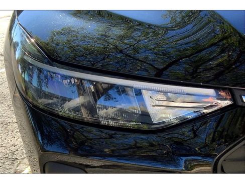 Used 2023 Ford Escape Active image 28