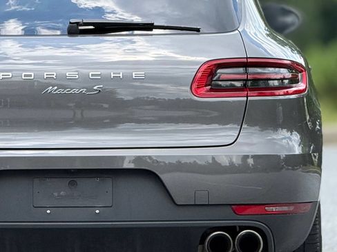 Used 2018 Porsche Macan S AWD/4WD image 17