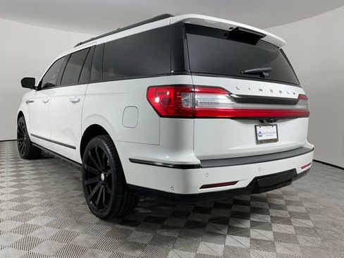 Used 2020 Lincoln Navigator L Reserve w/ Luxury Package AWD/4WD image 4