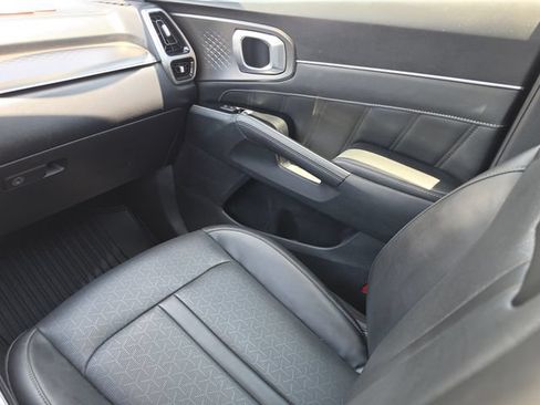 Used 2022 Kia Sorento SX AWD/4WD image 18