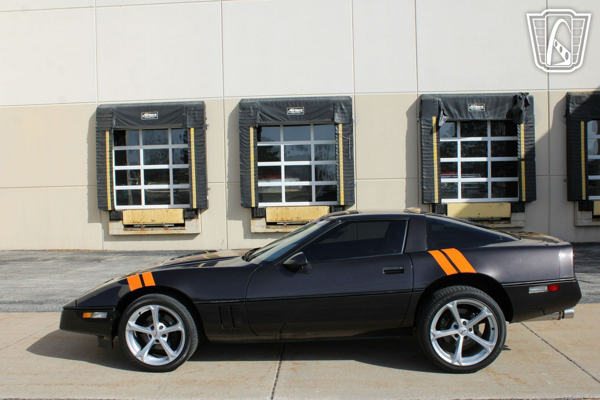 Used 1988 Chevrolet Corvette Coupe RWD image 11
