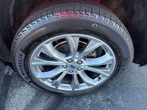 Used 2022 Ford Explorer Limited AWD/4WD image 28