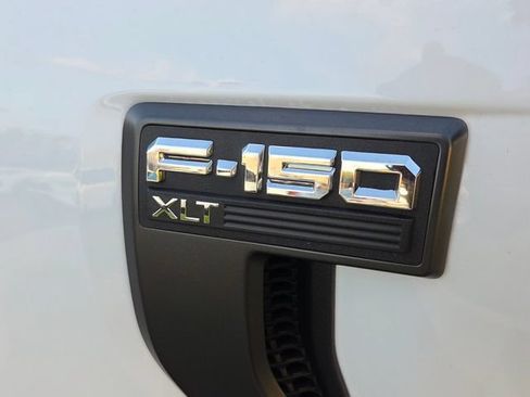 Used 2022 Ford F150 XLT w/ Equipment Group 302A High AWD/4WD image 5