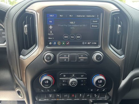 Used 2023 Chevrolet Silverado 2500 High Country AWD/4WD image 28