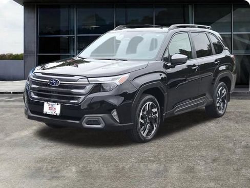 Certified 2025 Subaru Forester Limited AWD/4WD image 6