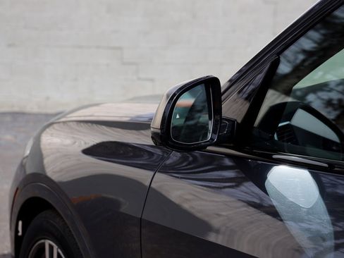 Used 2022 BMW X7 M50i w/ Cold Weather Package image 14