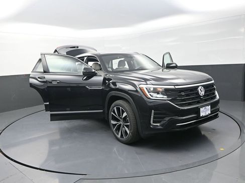 New 2026 Volkswagen Atlas Cross Sport SEL Premium R-Line AWD/4WD image 29