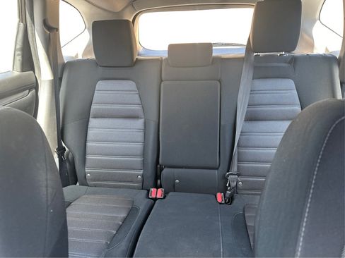 Used 2019 Honda CR-V LX image 12