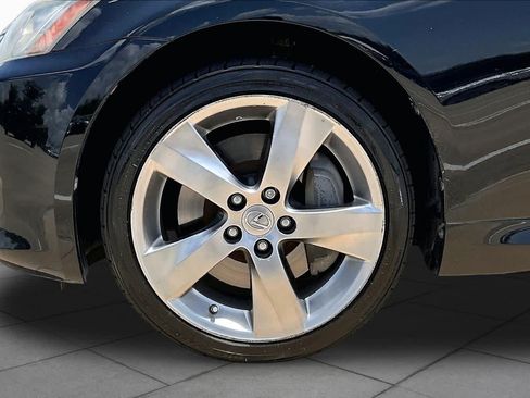 Used 2010 Lexus IS 350C RWD image 9