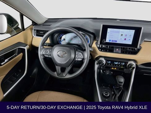 Used 2025 Toyota RAV4 XLE AWD/4WD image 26