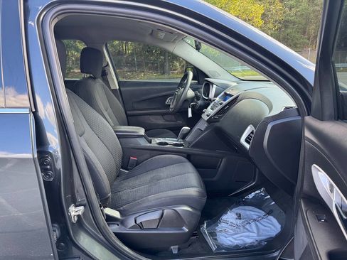 Used 2014 Chevrolet Equinox LS image 10