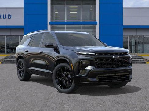 New 2026 Chevrolet Traverse RS image 7