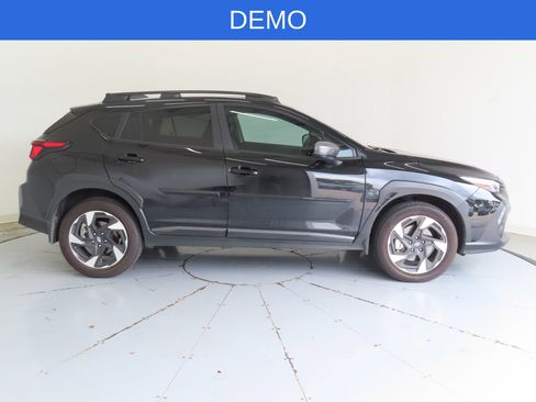 Used 2025 Subaru Crosstrek 2.5i Limited w/ Crosstrek Mirror Package AWD/4WD image 2
