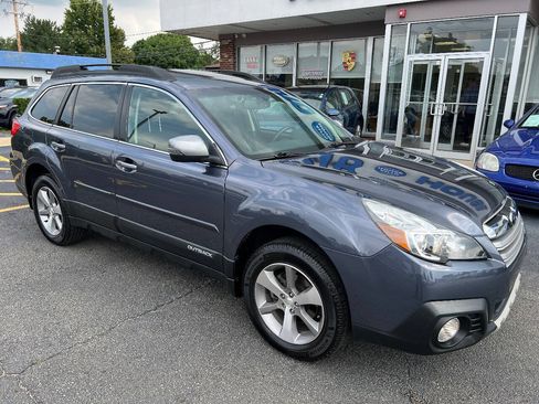 Used 2014 Subaru Outback 2.5i Limited AWD/4WD image 4