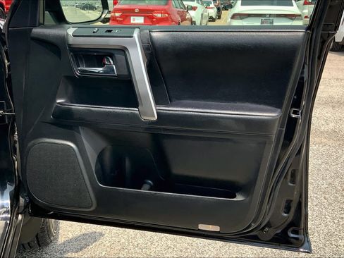 Used 2021 Toyota 4Runner SR5 RWD image 21