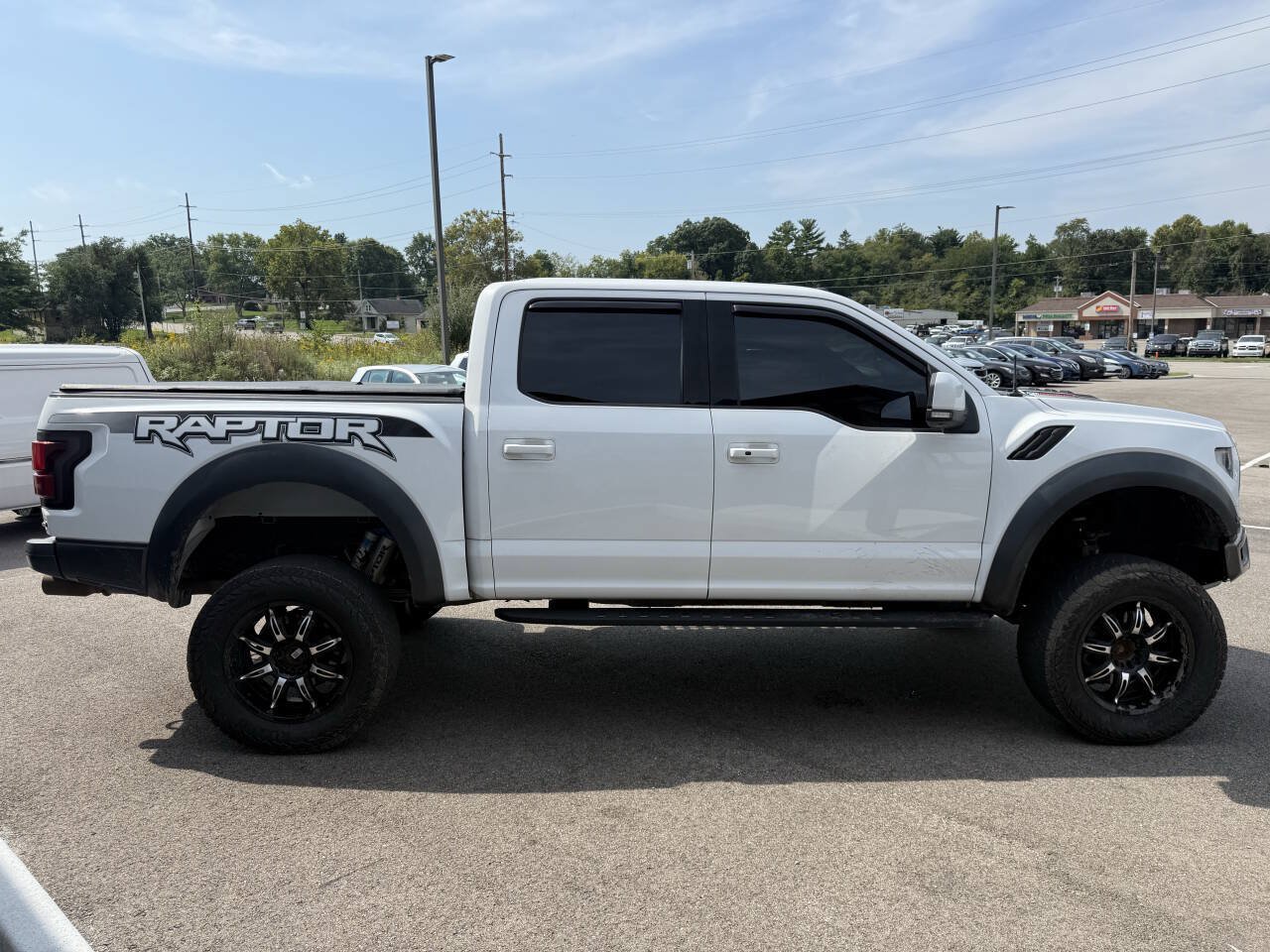 Used 2018 Ford F150 Raptor w/ Equipment Group 802A Luxury AWD/4WD image 6