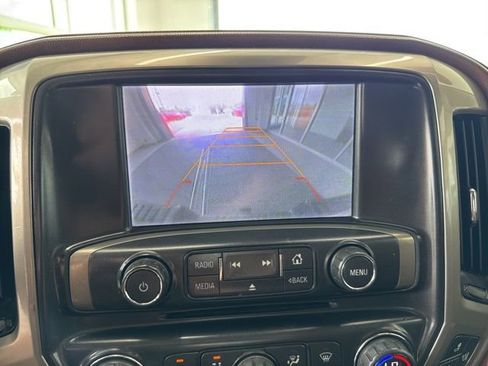 Used 2015 Chevrolet Silverado 3500 High Country image 23