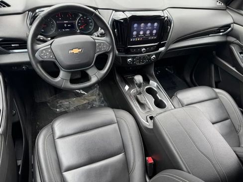 Certified 2023 Chevrolet Traverse LT w/ Rear Camera Mirror Package AWD/4WD image 12