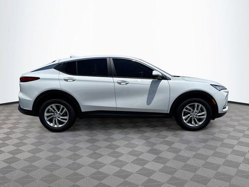 Used 2025 Buick Envista Preferred FWD image 4