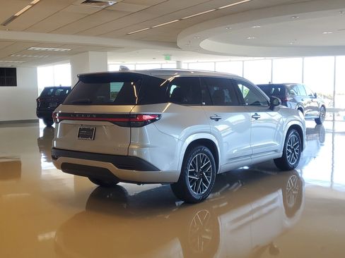 Certified 2026 Lexus TX 350 AWD w/ Technology Package image 10
