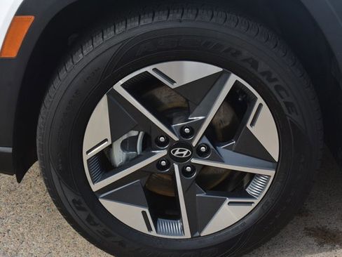 Used 2025 Hyundai Tucson SEL AWD/4WD image 11