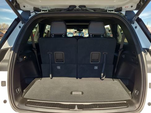 Used 2024 Jeep Grand Cherokee L Altitude image 27