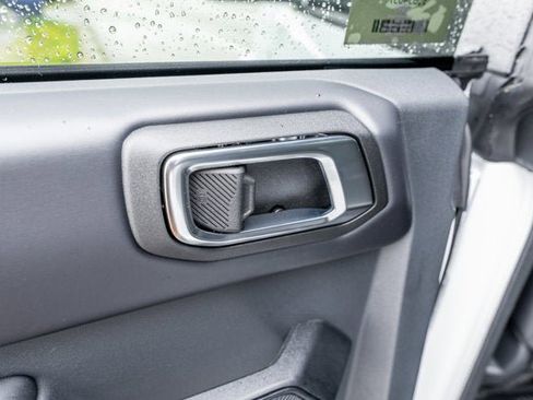 New 2025 Ford Bronco Outer Banks AWD/4WD image 18
