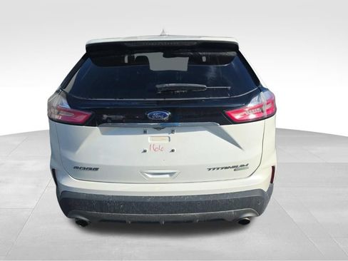 Used 2020 Ford Edge Titanium w/ Equipment Group 301A AWD/4WD image 7