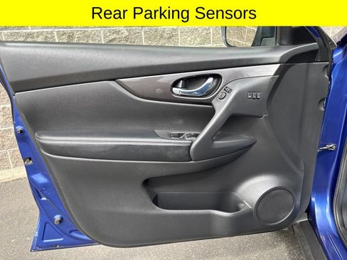 Used 2019 Nissan Rogue SV w/ Premium Package AWD/4WD image 15