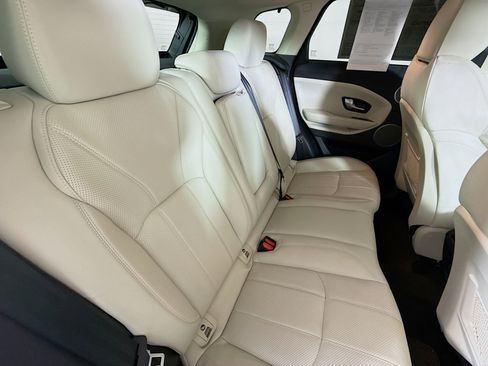 Used 2017 Land Rover Range Rover Evoque HSE image 35