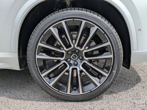 New 2026 Volvo XC90 B6 Ultra w/ Protection Package Premier AWD/4WD image 11