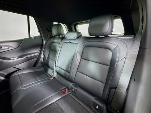 Used 2025 Chevrolet Equinox LT w/ Convenience Package II image 22