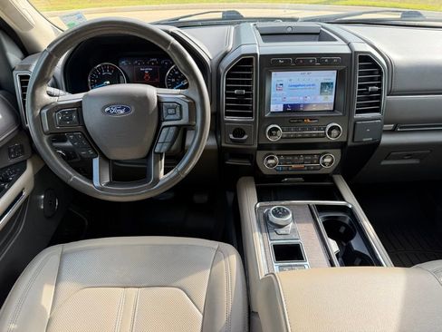 Used 2021 Ford Expedition Limited RWD image 16