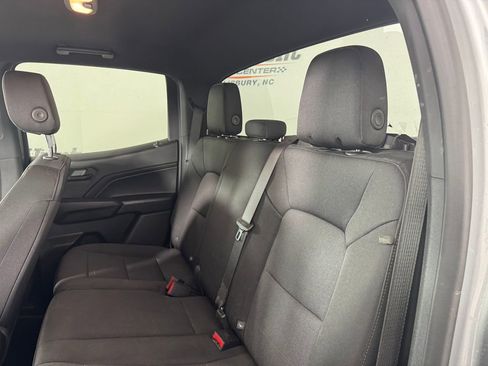 Used 2023 Chevrolet Colorado W/T image 4