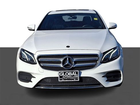 Used 2019 Mercedes-Benz E 300 E 300 image 2